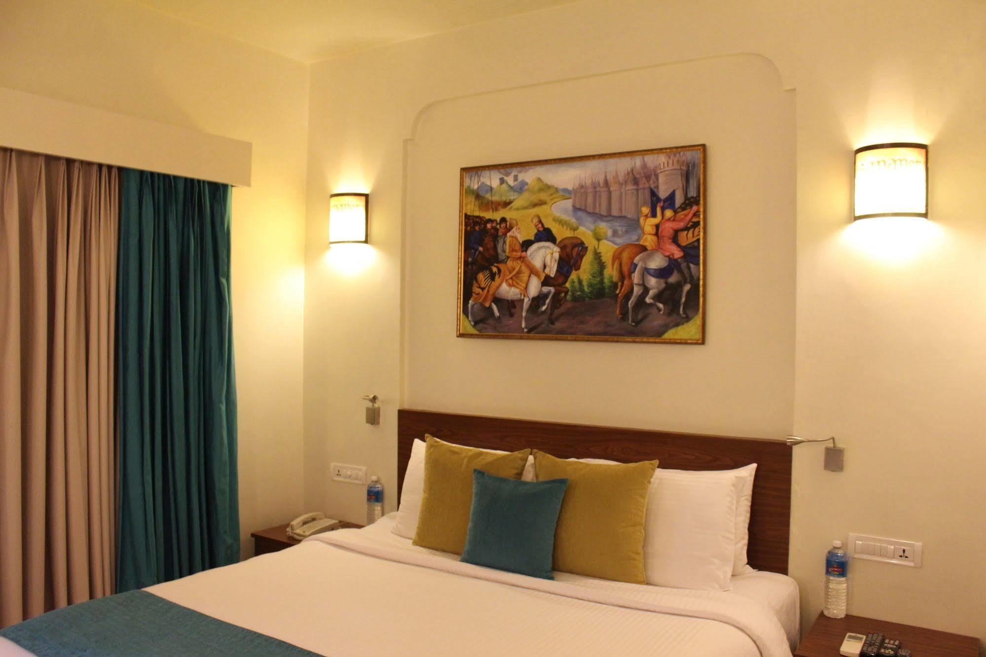 Lemon Tree Amarante Beach Resort, Goa Candolim Exterior foto