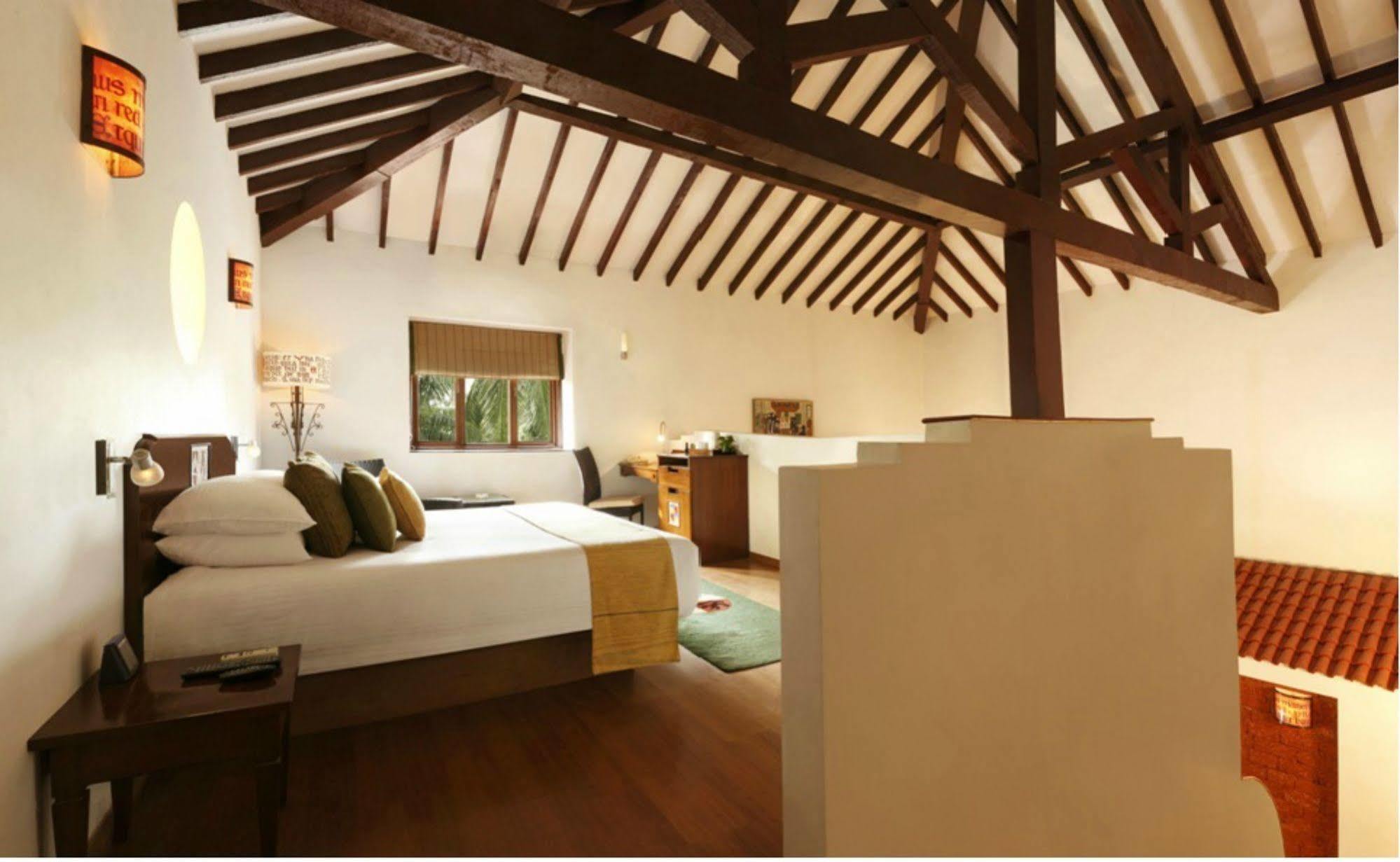 Lemon Tree Amarante Beach Resort, Goa Candolim Exterior foto