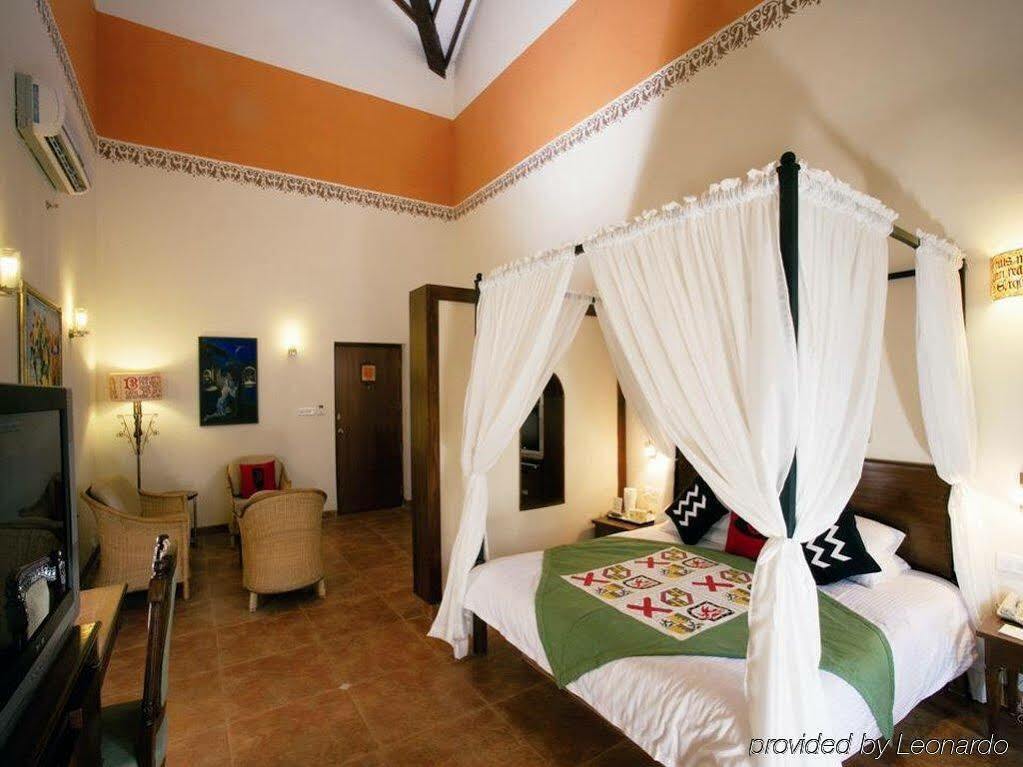 Lemon Tree Amarante Beach Resort, Goa Candolim Exterior foto